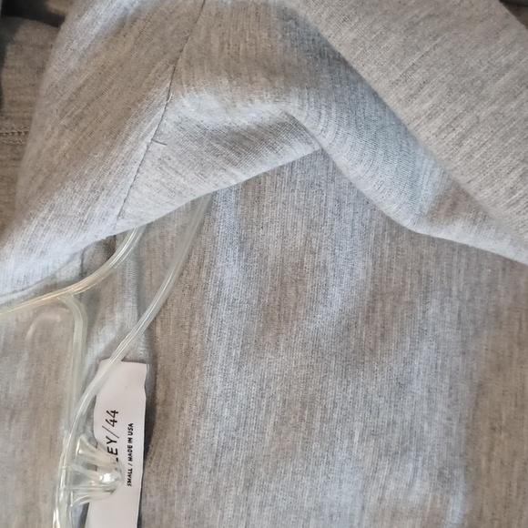 Bailey 44, Gray one button blazer with ruched sleeves. SZ S - Picture 8 of 8